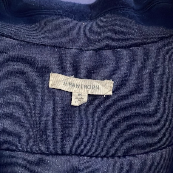 Medium below waist soft navy dress jacket. Good for office, dinner, or fall day. - Picture 5 of 6